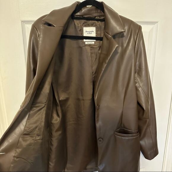 Abercrombie & Fitch Oversized Medium Chocolate Brown Faux Leather Blazer Jacket - Picture 7 of 10